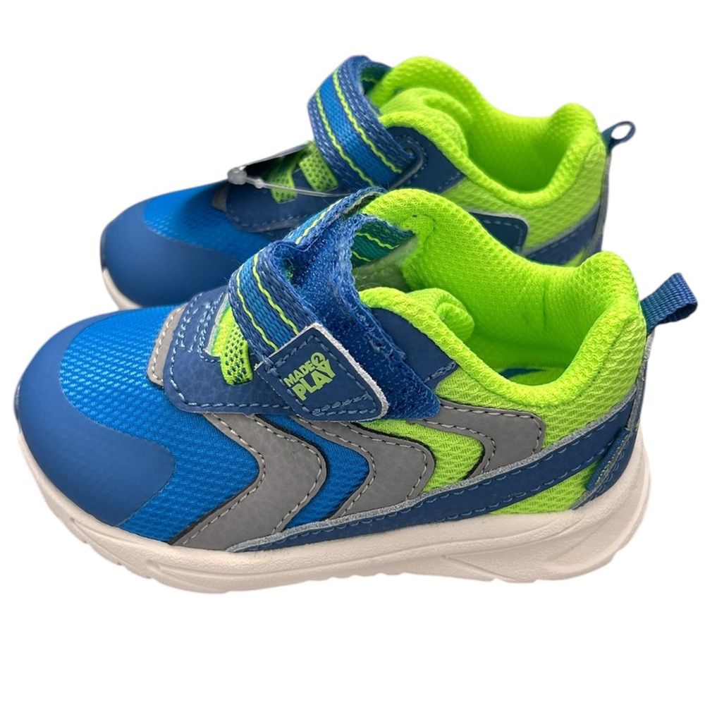 Stride Rite Made 2 Play Bolt Gym Shoe Size 5 Boys Blue and Green Neon